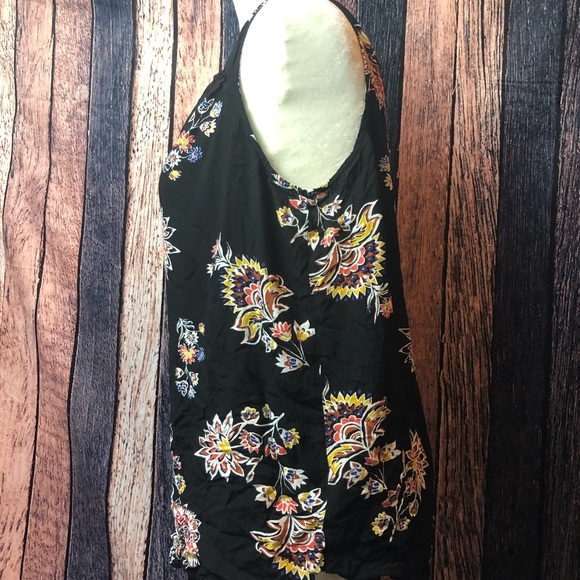 Old Navy V Neck Sleeveless Top Black Floral Tank - Picture 2 of 5